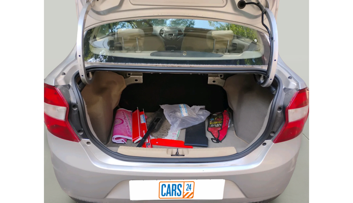 2017 Ford Figo Aspire TITANIUM 1.2 PETROL, Petrol, Manual, 27,533 km, exterior