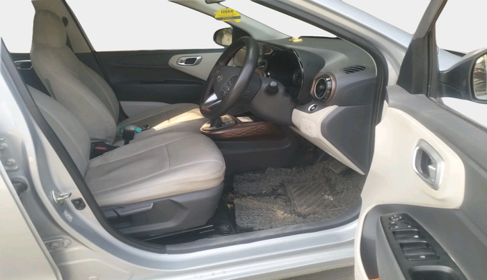 2023 Hyundai AURA SX PLUS 1.2 AMT, Petrol, Automatic, 83,951 km, interior