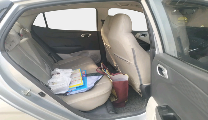 2023 Hyundai AURA SX PLUS 1.2 AMT, Petrol, Automatic, 83,951 km, interior