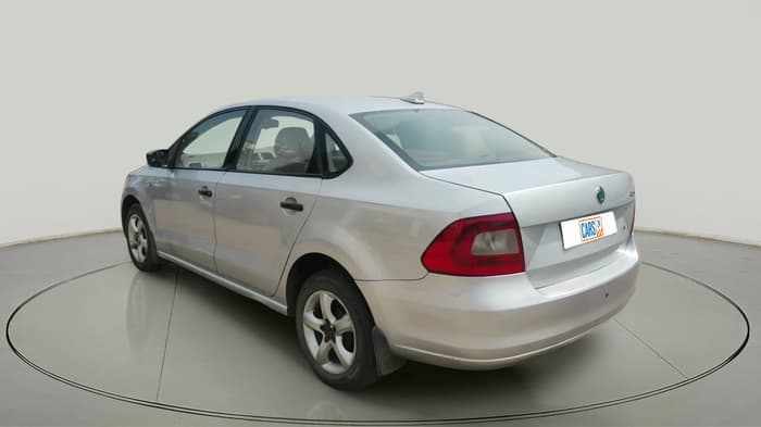 2012 Skoda Rapid ACTIVE 1.6 TDI CR MT, Diesel, Manual, 2,31,894 km, exterior