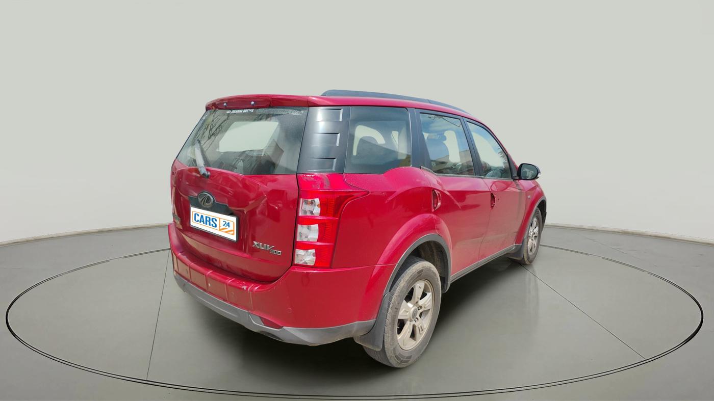 2013 Mahindra XUV500 W8, Diesel, Manual, 1,47,938 km, exterior