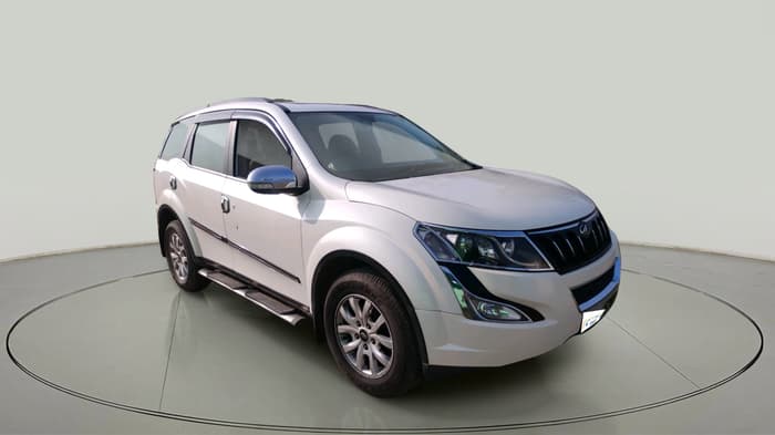 2016 Mahindra XUV500 W10, Diesel, Manual, 62,906 km, exterior