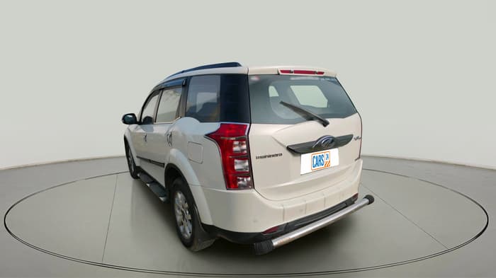 2016 Mahindra XUV500 W10, Diesel, Manual, 62,906 km, exterior