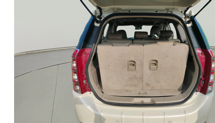 2016 Mahindra XUV500 W10, Diesel, Manual, 62,906 km, exterior