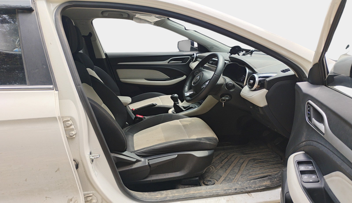 2024 MG ASTOR Sprint 1.5 MT (Ivory), Petrol, Manual, 14,112 km, interior