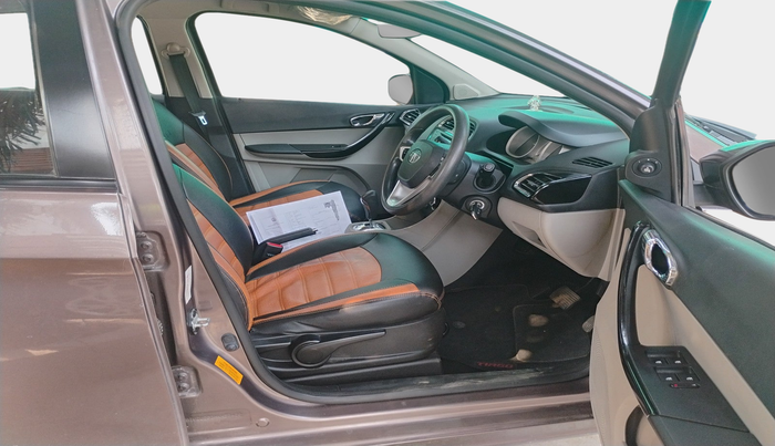 2017 Tata Tiago XZA PETROL, Petrol, Automatic, 85,031 km, interior