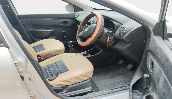 2017 Renault Kwid RXL, Petrol, Manual, 40,089 km, interior