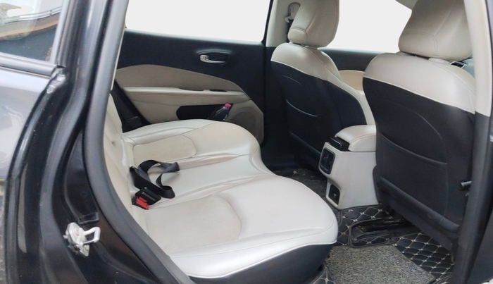 2020 Jeep Compass LIMITED PLUS 2.0 DIESEL 4X4 AT, Diesel, Automatic, 1,71,995 km, interior