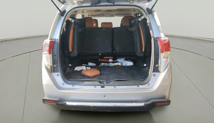 2022 Toyota Innova Crysta 2.4 G 8 STR, Diesel, Manual, 55,007 km, exterior