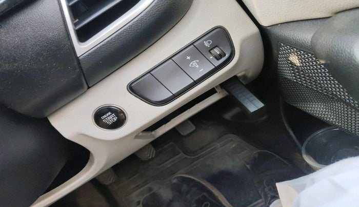 2020 KIA SELTOS HTX 1.5 PETROL, Petrol, Manual, 1,10,822 km, interior