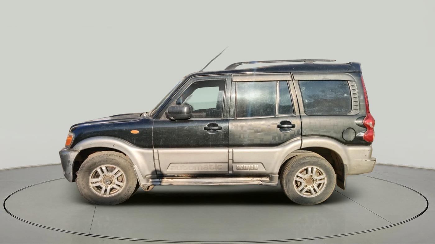 2012 Mahindra Scorpio VLX 2WD AT BS-III, Diesel, Automatic, 1,78,300 km, exterior