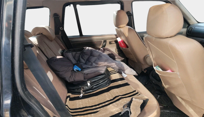 2012 Mahindra Scorpio VLX 2WD AT BS-III, Diesel, Automatic, 1,77,991 km, interior