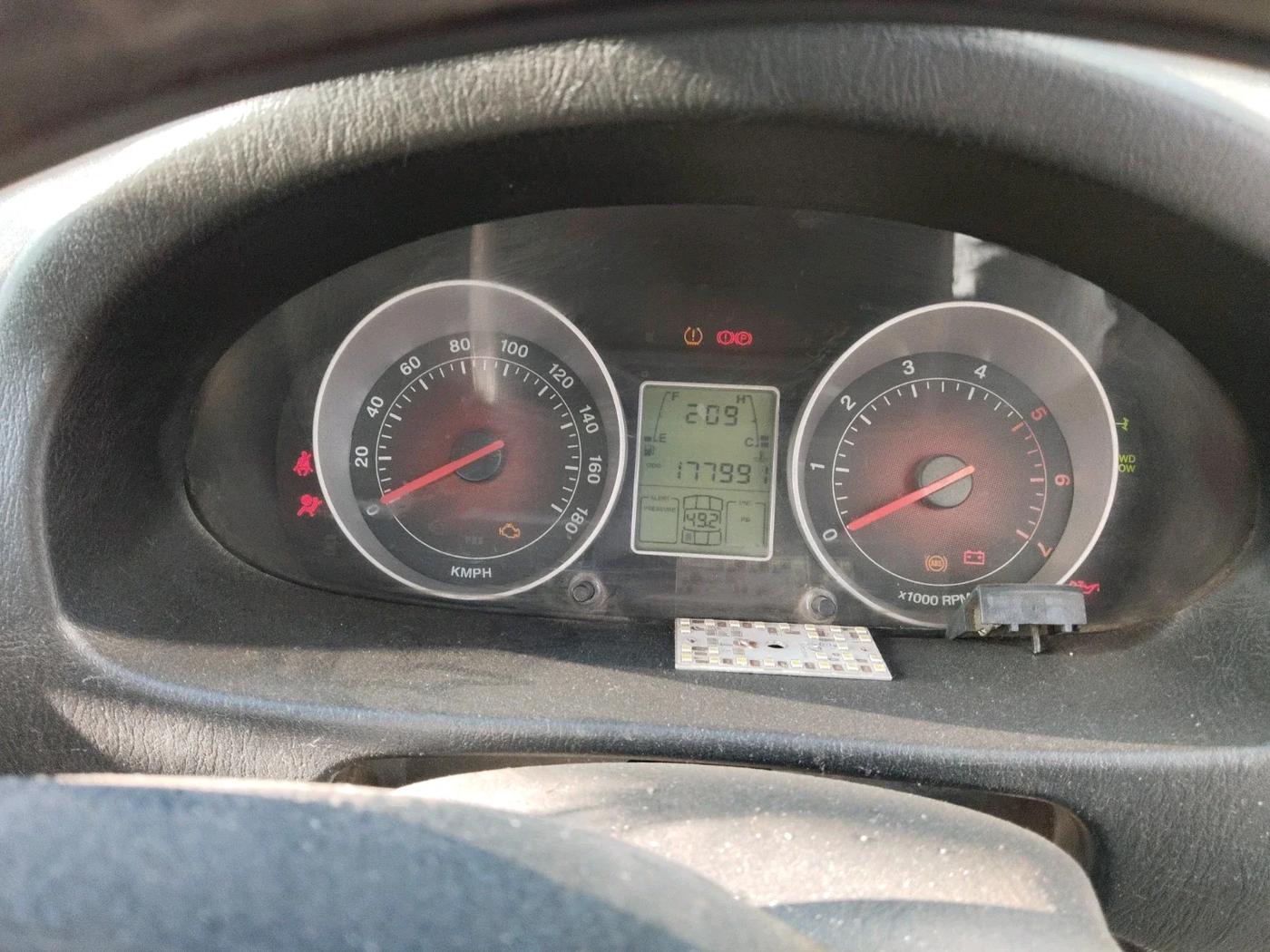 2012 Mahindra Scorpio VLX 2WD AT BS-III, Diesel, Automatic, 1,78,300 km, interior
