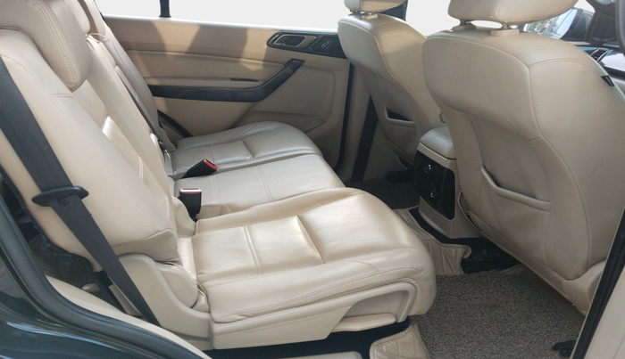 2021 Ford Endeavour TITANIUM PLUS 2.0 4X4 AT SUNROOF, Diesel, Automatic, 1,77,323 km, interior