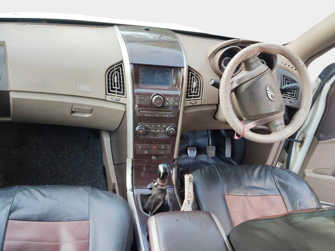 2013 Mahindra XUV500 W8, Diesel, Manual, 92,403 km, interior