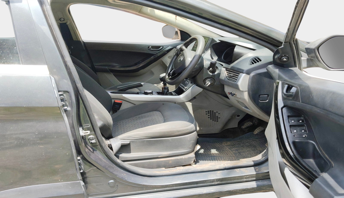 2018 Tata NEXON XM DIESEL, Diesel, Manual, 62,171 km, interior