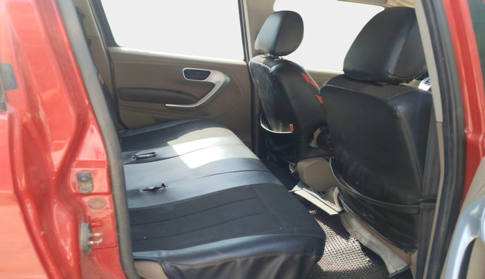 2017 Mahindra TUV300 T8, Diesel, Manual, 75,656 km, interior