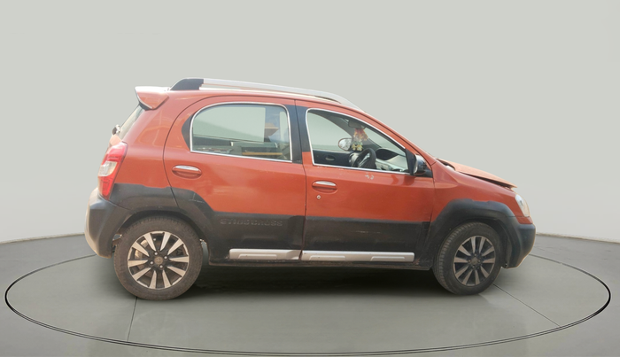 2015 Toyota Etios CROSS 1.4 VD, Diesel, Manual, 1,69,794 km, exterior