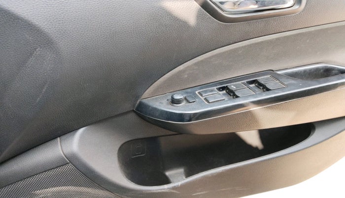 2016 Maruti Swift VXI, Petrol, Manual, 70,812 km, interior