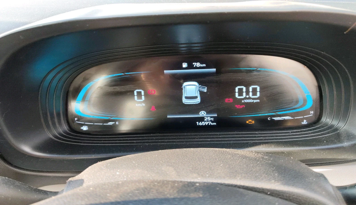 2024 Hyundai VENUE S 1.2, Petrol, Manual, 16,597 km, interior