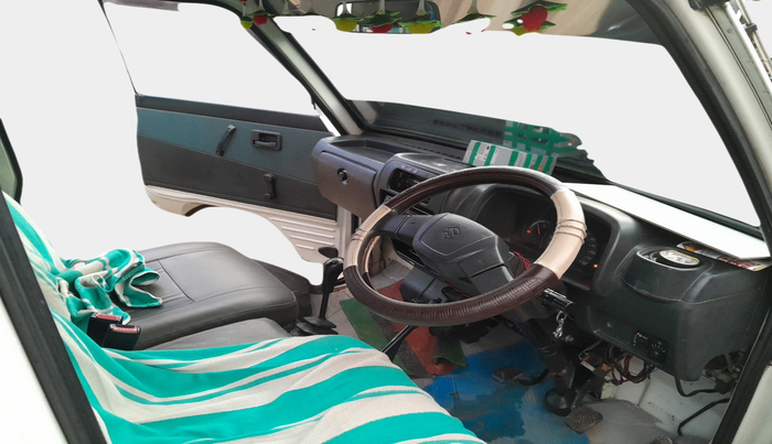 2015 Maruti Omni 5 STR, Petrol, Manual, 94,486 km, interior