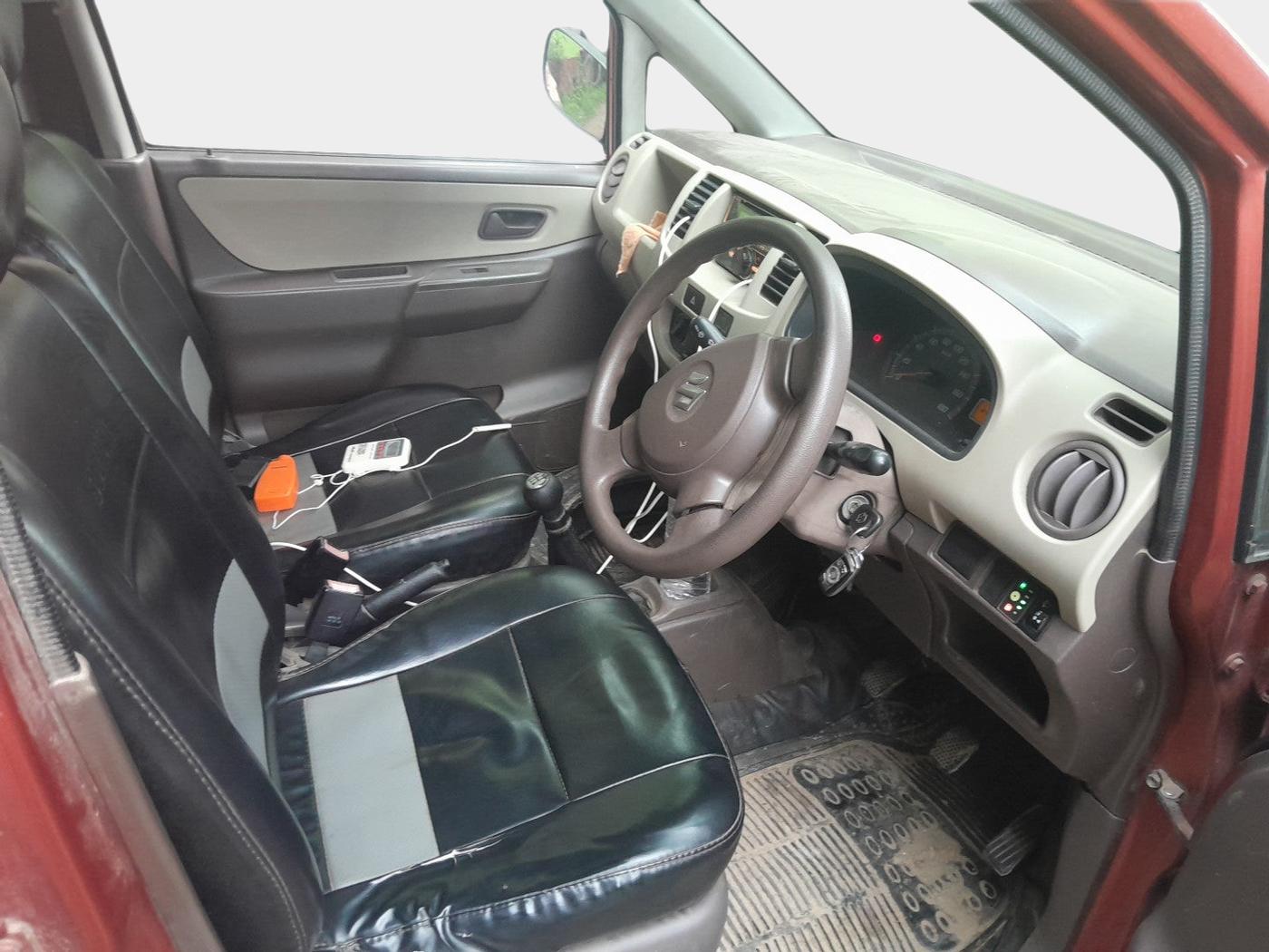2013 Maruti Zen Estilo LXI CNG, Petrol, Manual, 1,33,303 km, interior