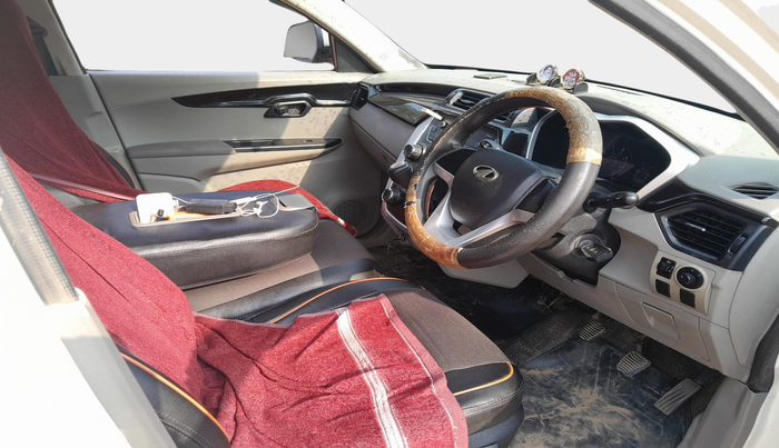2017 Mahindra Kuv100 K6 6 STR, Petrol, Manual, 1,19,349 km, interior
