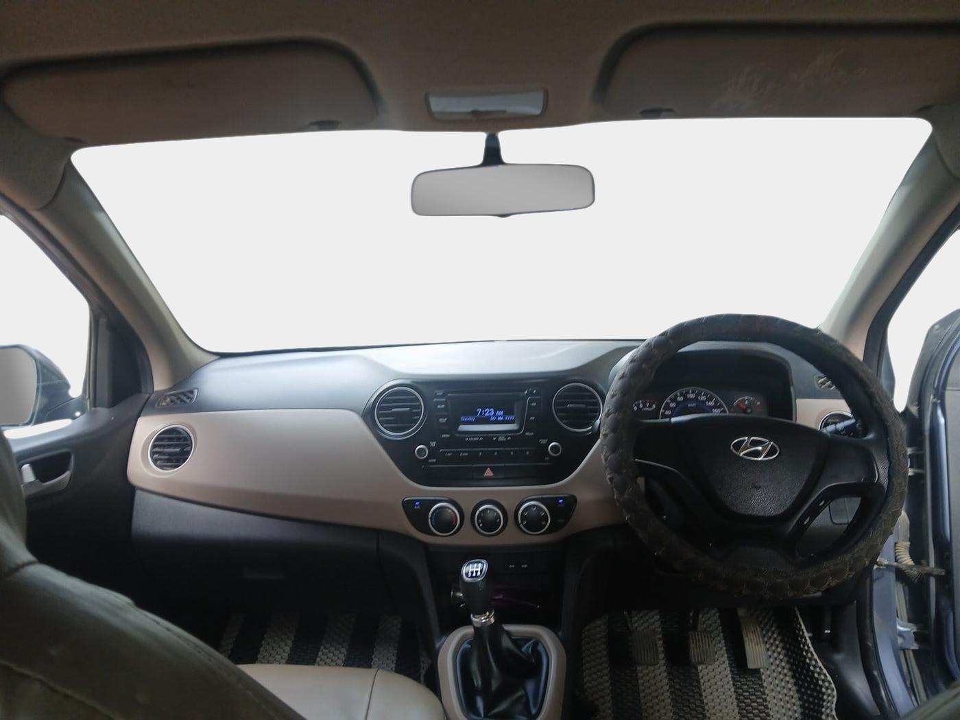 2014 Hyundai Grand i10 SPORTZ 1.2 KAPPA VTVT, Petrol, Manual, 51,500 km, interior