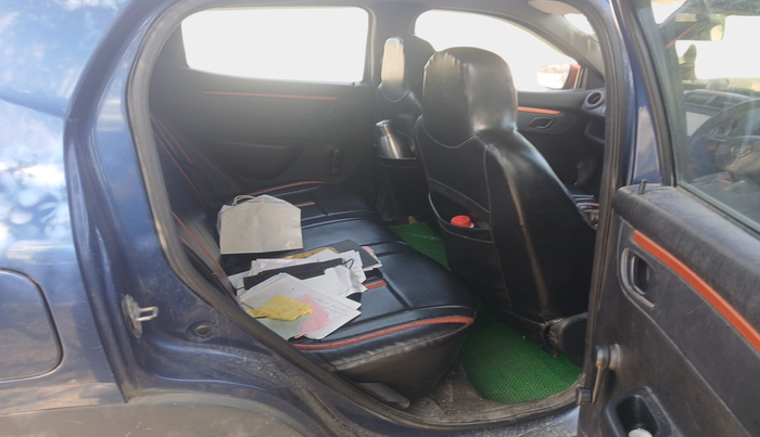 2017 Renault Kwid CLIMBER 1.0, Petrol, Manual, 66,877 km, interior