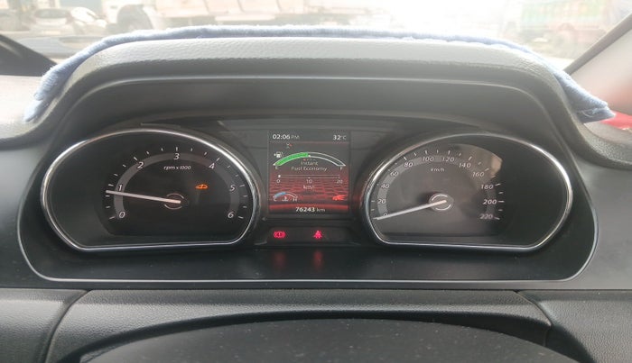 2018 Tata Hexa XT 4X2 6 STR, Diesel, Manual, 76,243 km, interior