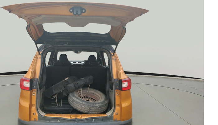2022 Renault TRIBER RXZ, Petrol, Manual, 71,754 km, exterior