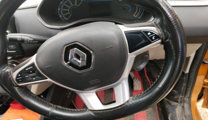 2022 Renault TRIBER RXZ, Petrol, Manual, 71,754 km, interior