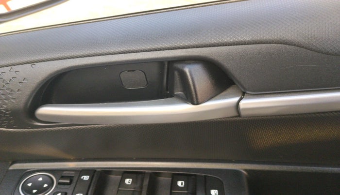 2023 KIA SONET HTK PLUS 1.2, Petrol, Manual, 37,473 km, interior