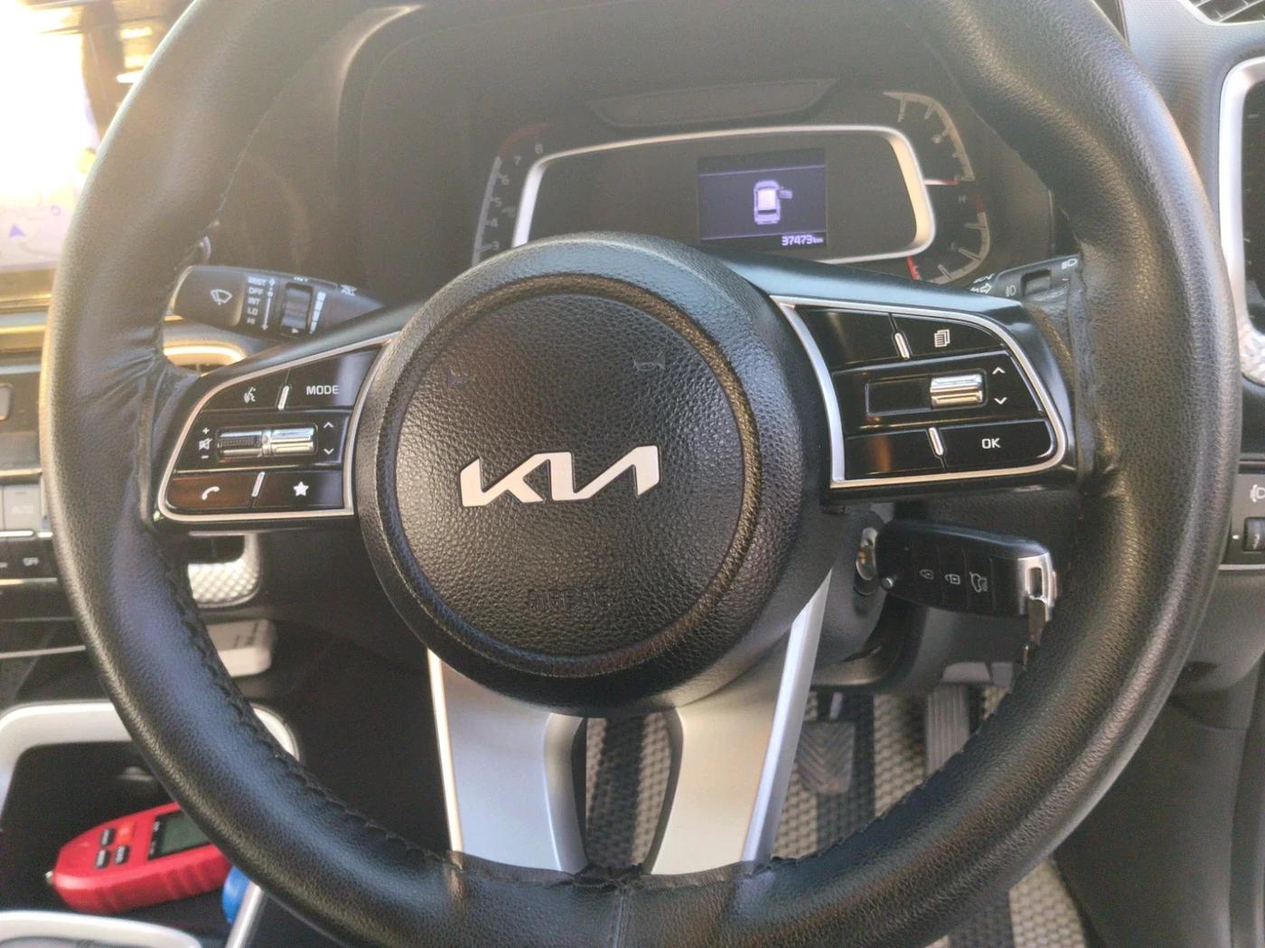 2023 KIA SONET HTK PLUS 1.2, Petrol, Manual, 37,473 km, interior