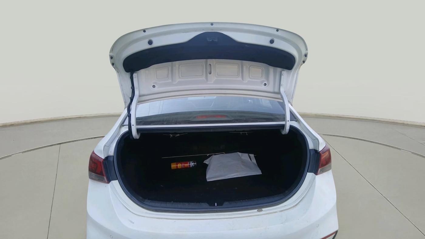 2019 Hyundai Verna 1.6 VTVT SX, Petrol, Manual, 44,529 km, exterior