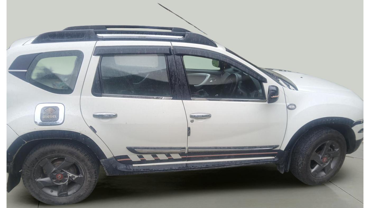2015 Renault Duster 85 PS RXL DIESEL, Diesel, Manual, 1,18,209 km, exterior