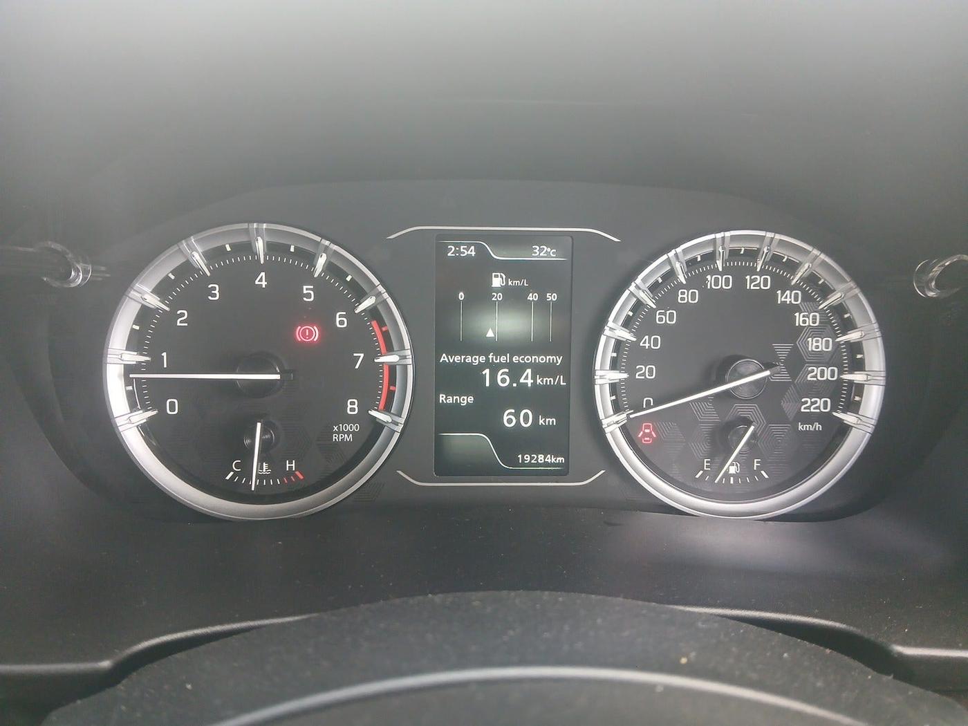 2024 Maruti Grand Vitara ALPHA SMART HYBRID, Petrol, Manual, 21,000 km, interior