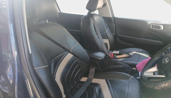 2020 Hyundai VENUE S 1.2, Petrol, Manual, 50,617 km, interior