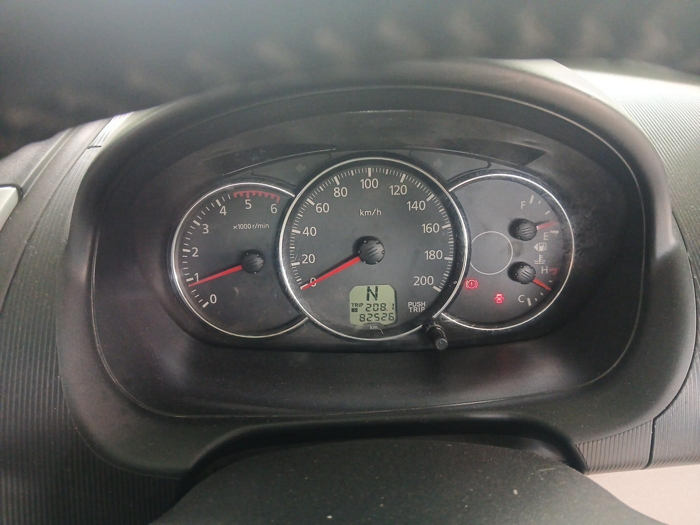 2015 Mitsubishi Pajero Sport 2.5 AT 4X2, Diesel, Automatic, 8,50,00,000 km, interior