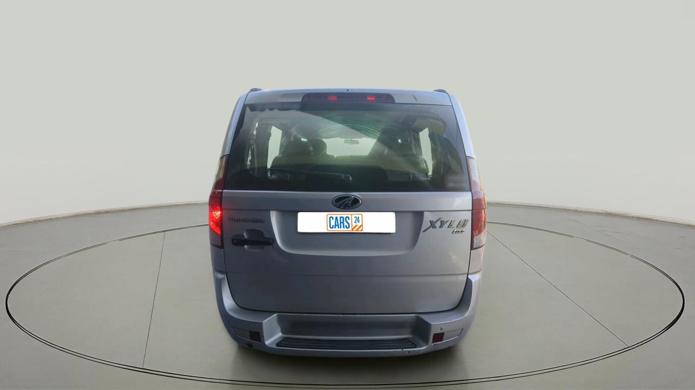 2018 Mahindra Xylo H4 ABS AIRBAG BS IV, Diesel, Manual, 8,42,171 km, exterior