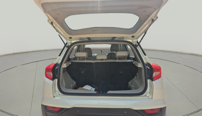 2021 Mahindra XUV300 W8 (O) 1.2 PETROL AMT, Petrol, Automatic, 1,08,078 km, exterior