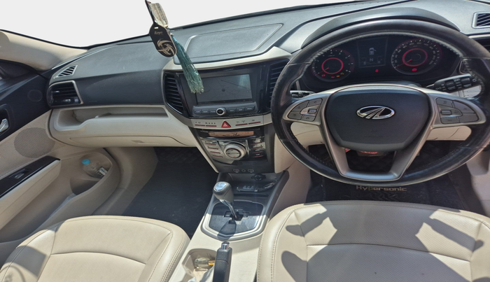 2021 Mahindra XUV300 W8 (O) 1.2 PETROL AMT, Petrol, Automatic, 1,08,078 km, interior