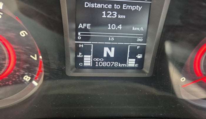 2021 Mahindra XUV300 W8 (O) 1.2 PETROL AMT, Petrol, Automatic, 1,08,078 km, interior
