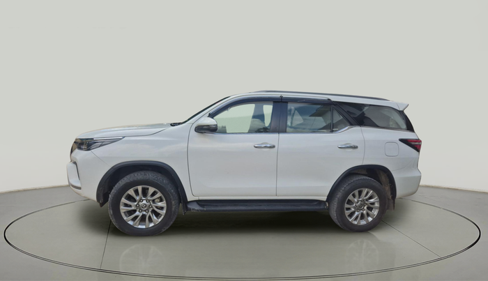 2023 Toyota Fortuner 4X4 MT 2.8 DIESEL, Diesel, Manual, 14,734 km, exterior