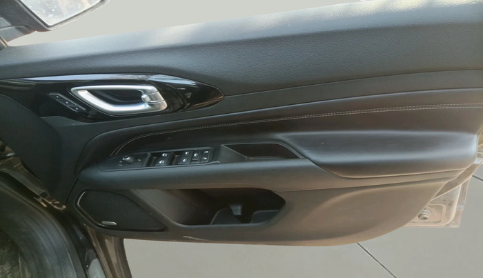 2022 Jeep Compass MODEL S (O) DIESEL 4X4 AT, Diesel, Automatic, 32,000 km, interior