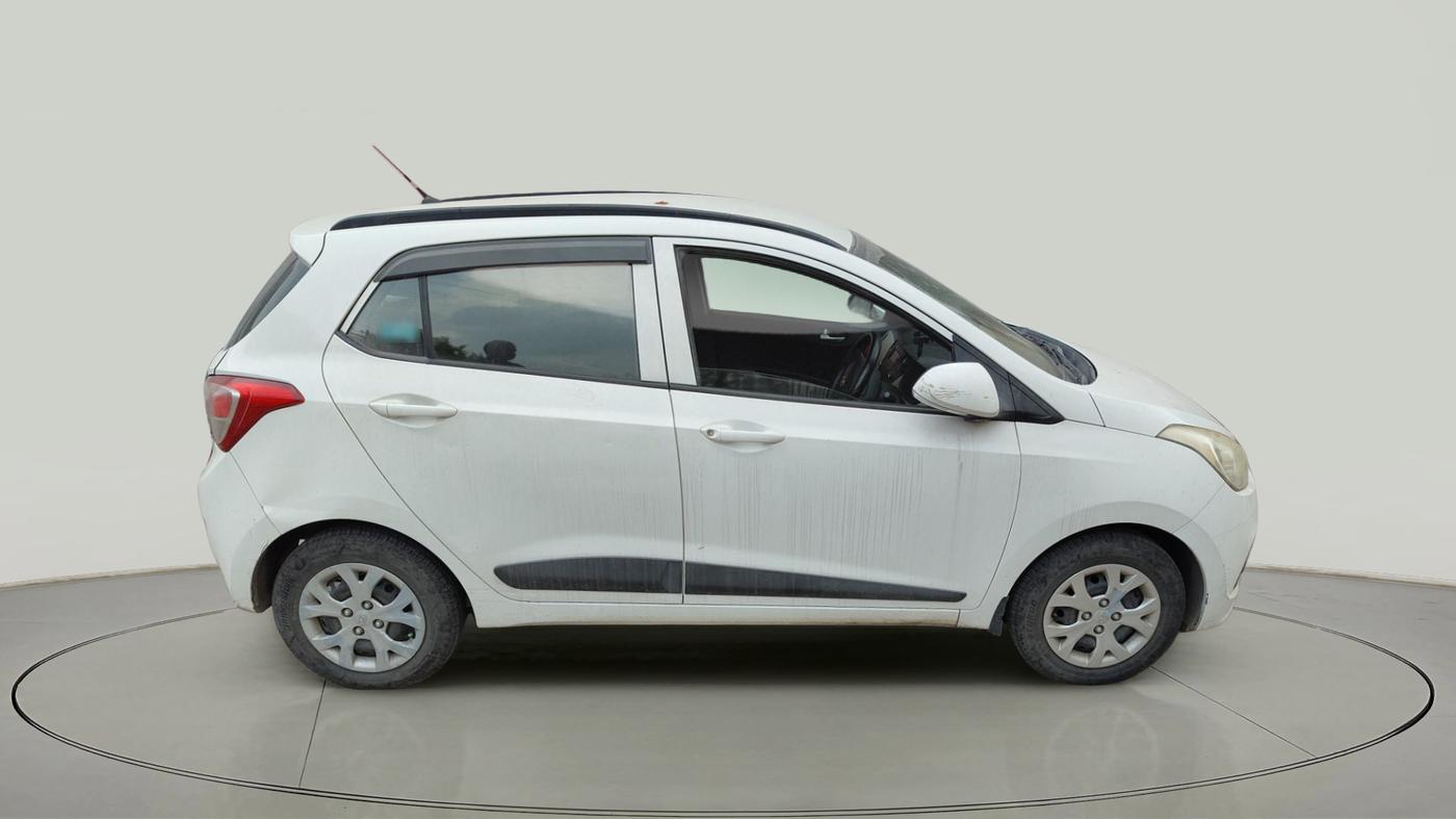 2016 Hyundai Grand i10 SPORTZ 1.2 KAPPA VTVT, Petrol, Manual, 74,369 km, exterior