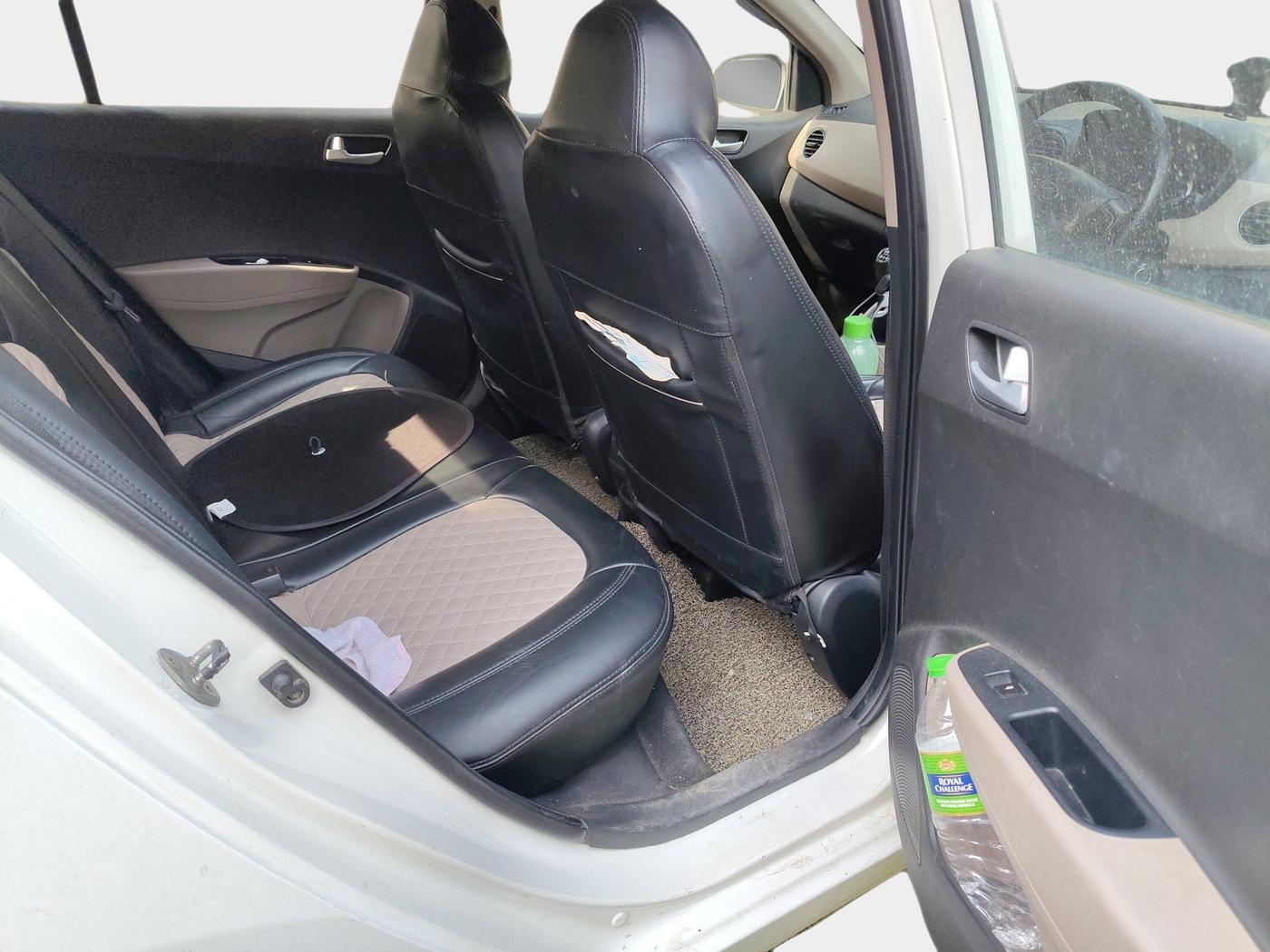 2016 Hyundai Grand i10 SPORTZ 1.2 KAPPA VTVT, Petrol, Manual, 74,369 km, interior