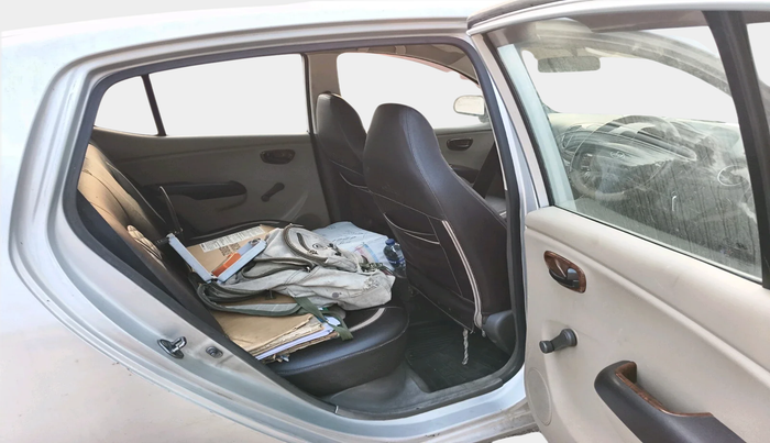 2013 Hyundai i10 ERA 1.1, Petrol, Manual, 36,133 km, interior