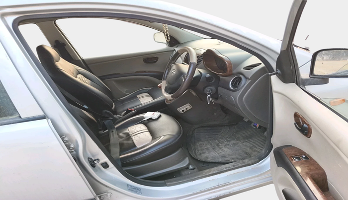 2013 Hyundai i10 ERA 1.1, Petrol, Manual, 36,133 km, interior