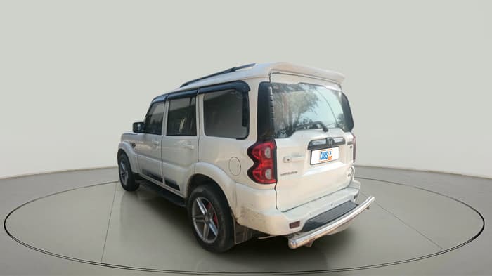 2018 Mahindra Scorpio S7, Diesel, Manual, 1,12,911 km, exterior